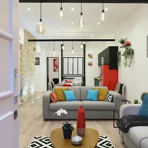 Apartment Majesti Upper Marais Apartments- Rue Du Faubourg Saint-martin, Paris