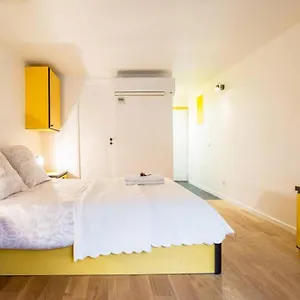 Apartment Charming Le Marais Retro, Paris