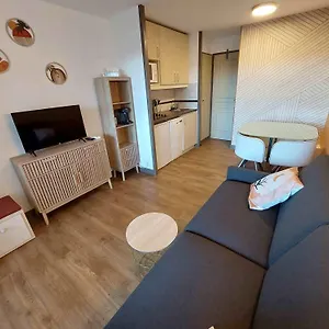 cap-esterel-appartement-dans-le-centre-du-village-vacances.fr-provencehotel.com/