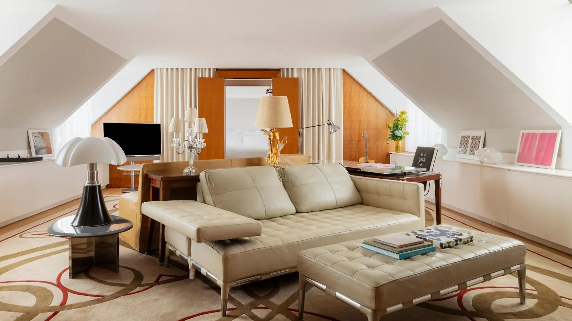Hotel Le Royal Monceau Raffles Párizs Franciaország