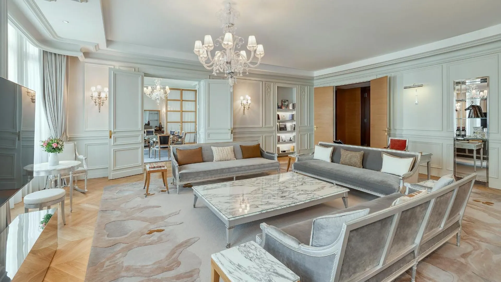 *****  Hotel Le Royal Monceau Raffles Παρίσι Γαλλία
