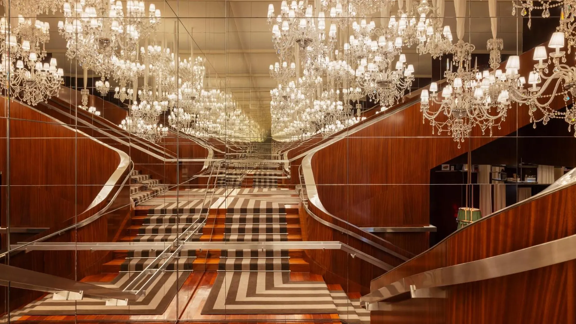Hotel Le Royal Monceau Raffles París